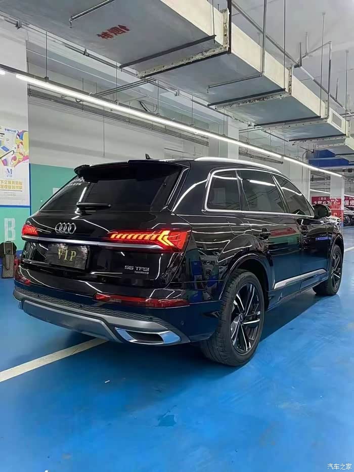 21年新款奥迪q7