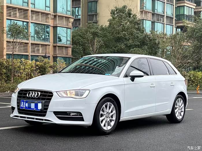 最新到店17年奥迪a3,1.4t自动挡,带电动座椅,导航,真