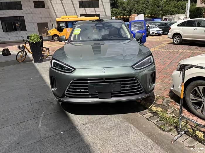 到店全新车 问界m5松石绿增程式195续航. 0公里,二手车