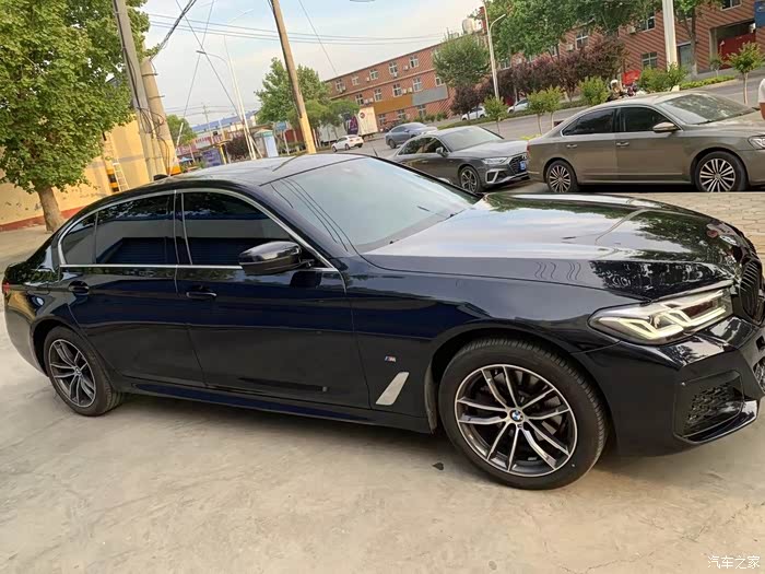 出个人自用23年宝马525豪华m运动套装,2万公里27x.