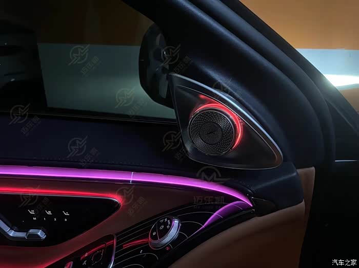 22款奔驰s450l加装主动式氛围灯 旋转高音
