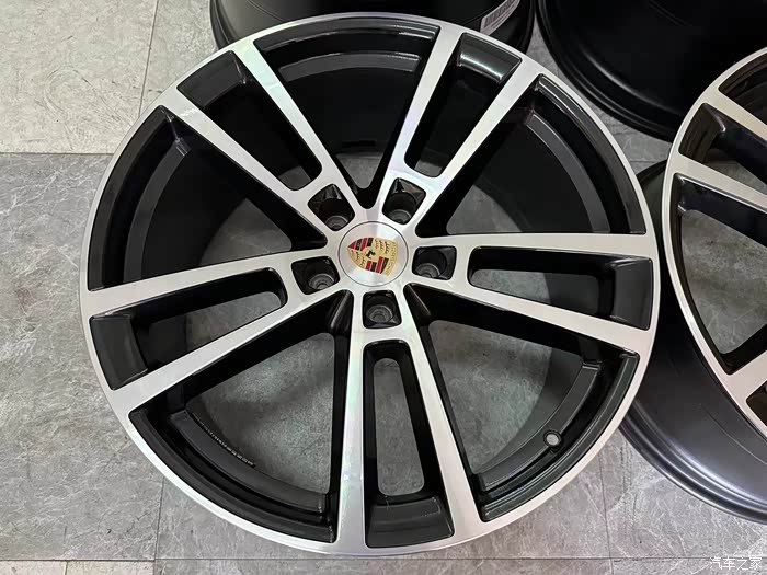 保时捷卡宴原厂轮毂