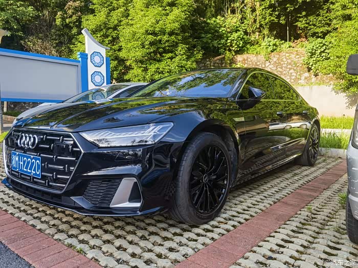 奥迪a7l黑武士改装之路