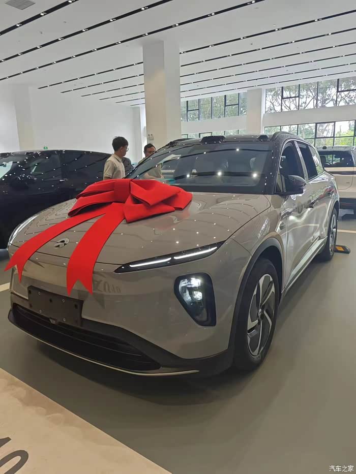 选车过程中,我详细对比了多