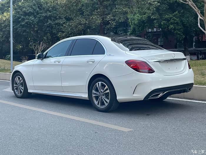 奔驰c200l运动版
