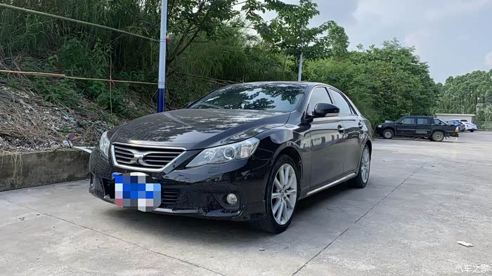 2011年上牌 一汽丰田风尚版锐志2.5v,指导价格25.