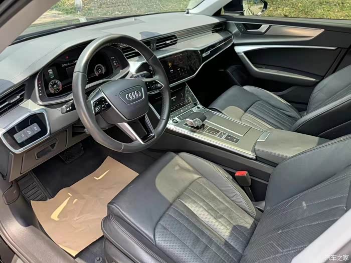 21年奥迪a6,45tfsi甄选致雅,一手车全车原版,实表五