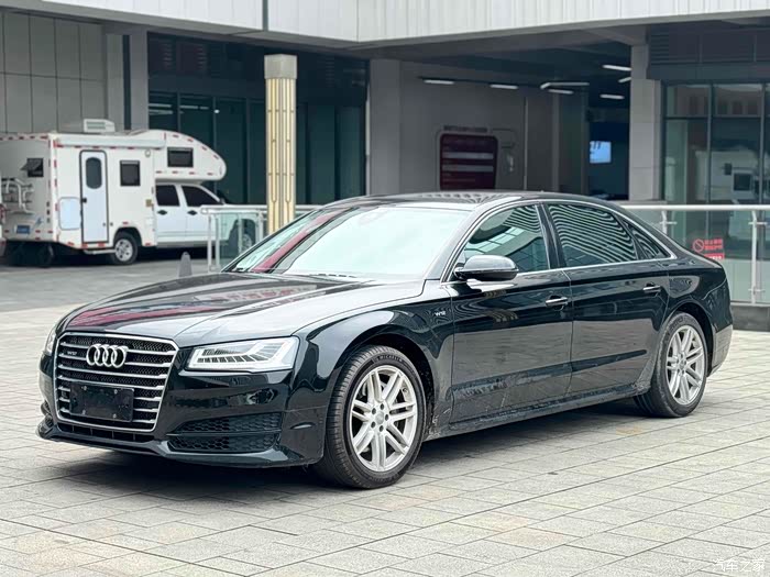 出/奥迪a8 2017款 a8l 45 tfsi quatt