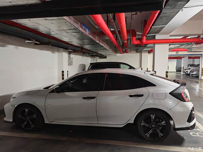 出一台白色两箱思域,2020年11月4.6万公里