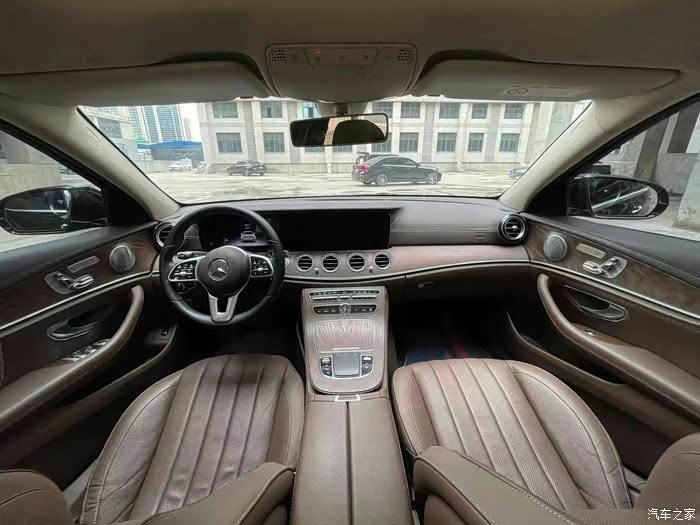 搞定20年20款奔驰e300高配舒享版! 全款26.8万 标