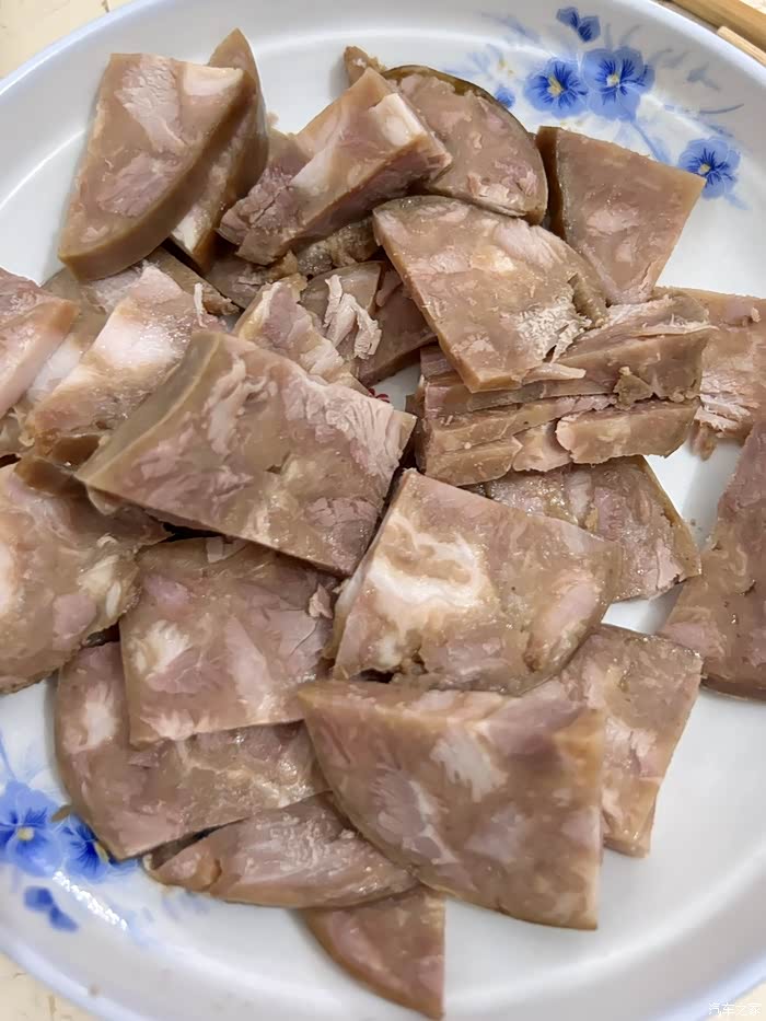 开车爱车沐飒打卡民间美味东明粉肚