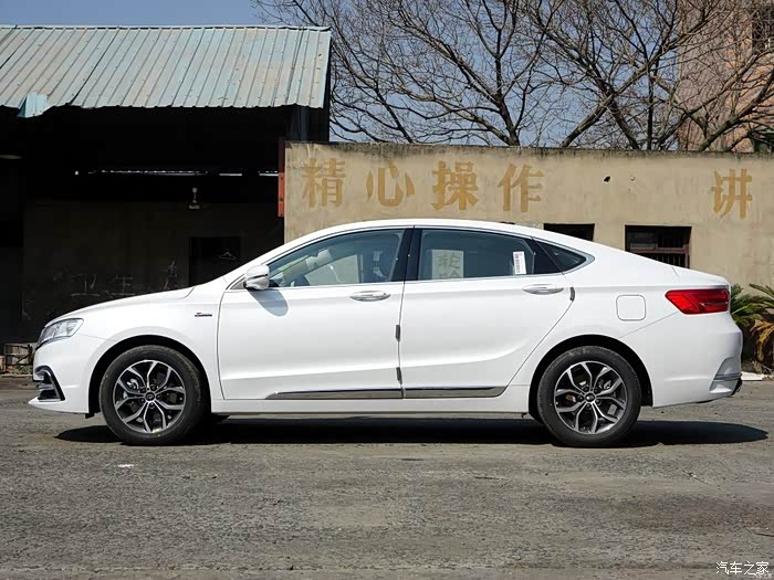 收个 17 款 1.8t 白色的博瑞 谢谢