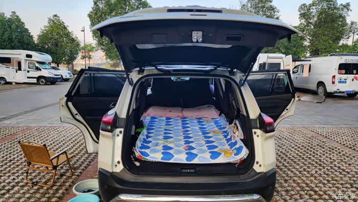 全新奇骏秒变床车,尽享户外舒适人生