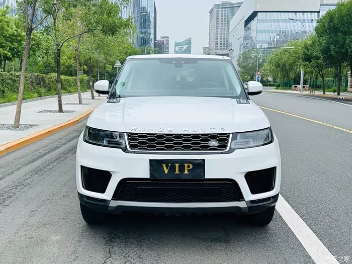 新到19年路虎揽胜运动 北京一手 7万公里 里外新