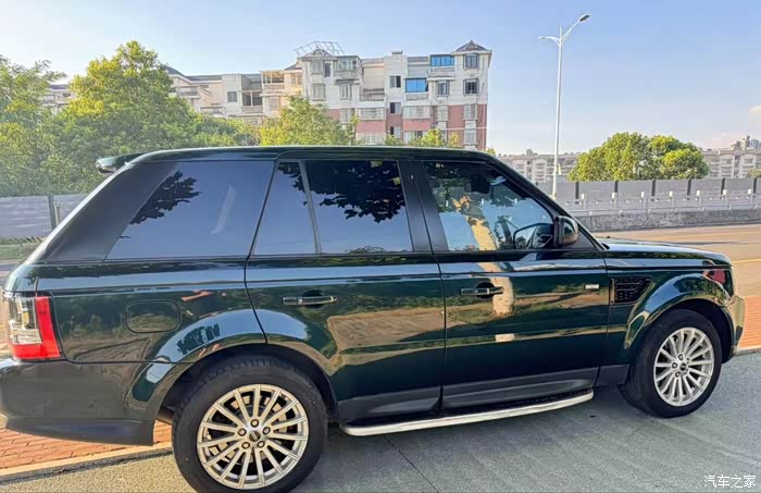 出一手路虎揽胜运动柴油版13款21万多公里