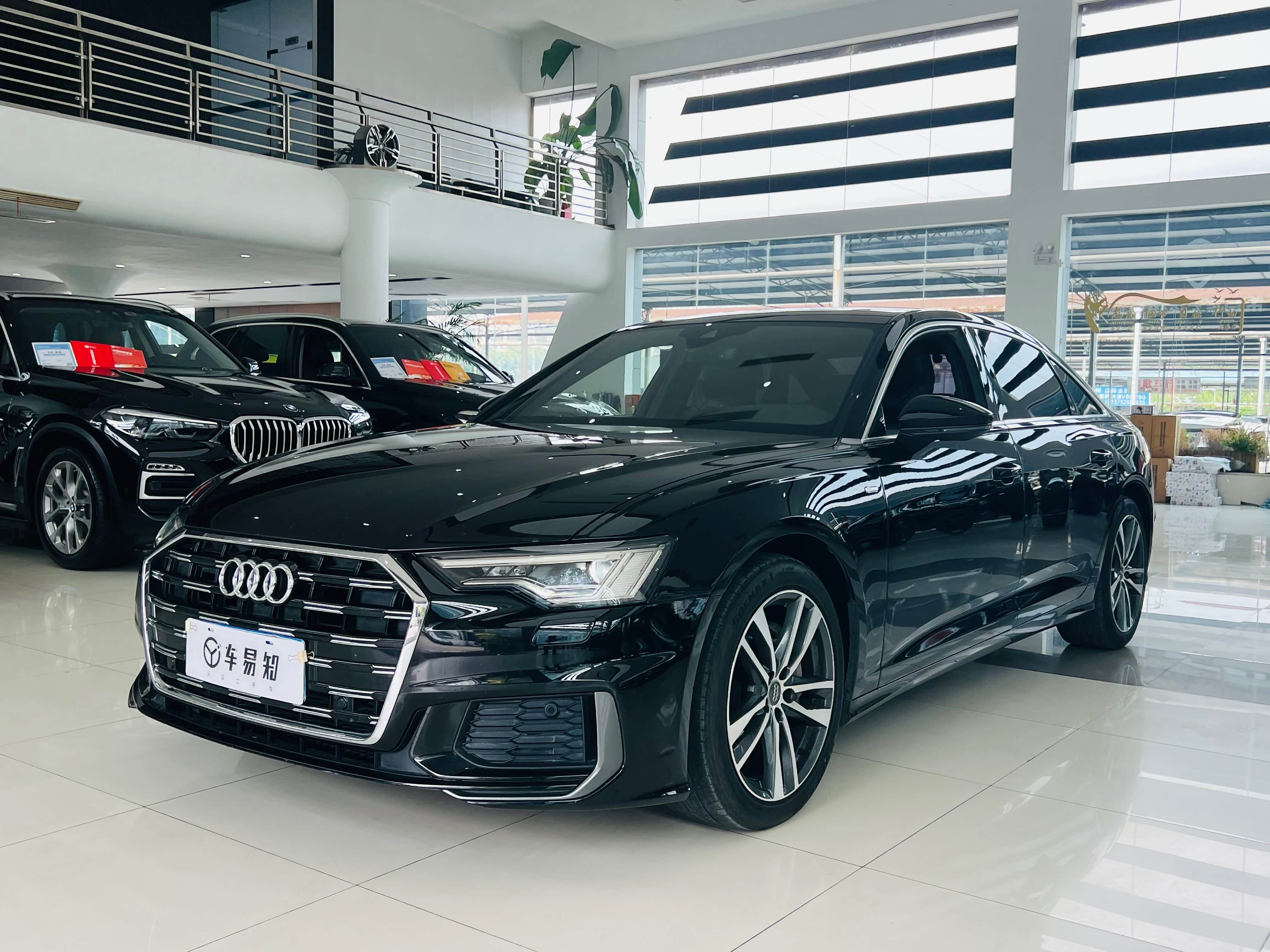 奥迪a6l 2021款 40 tfsi 豪华动感型 实表7万