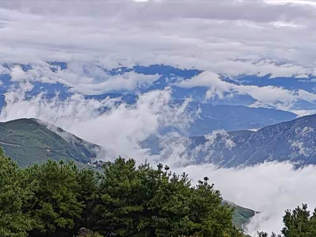 寻访云海高山草原 云南深度自驾游