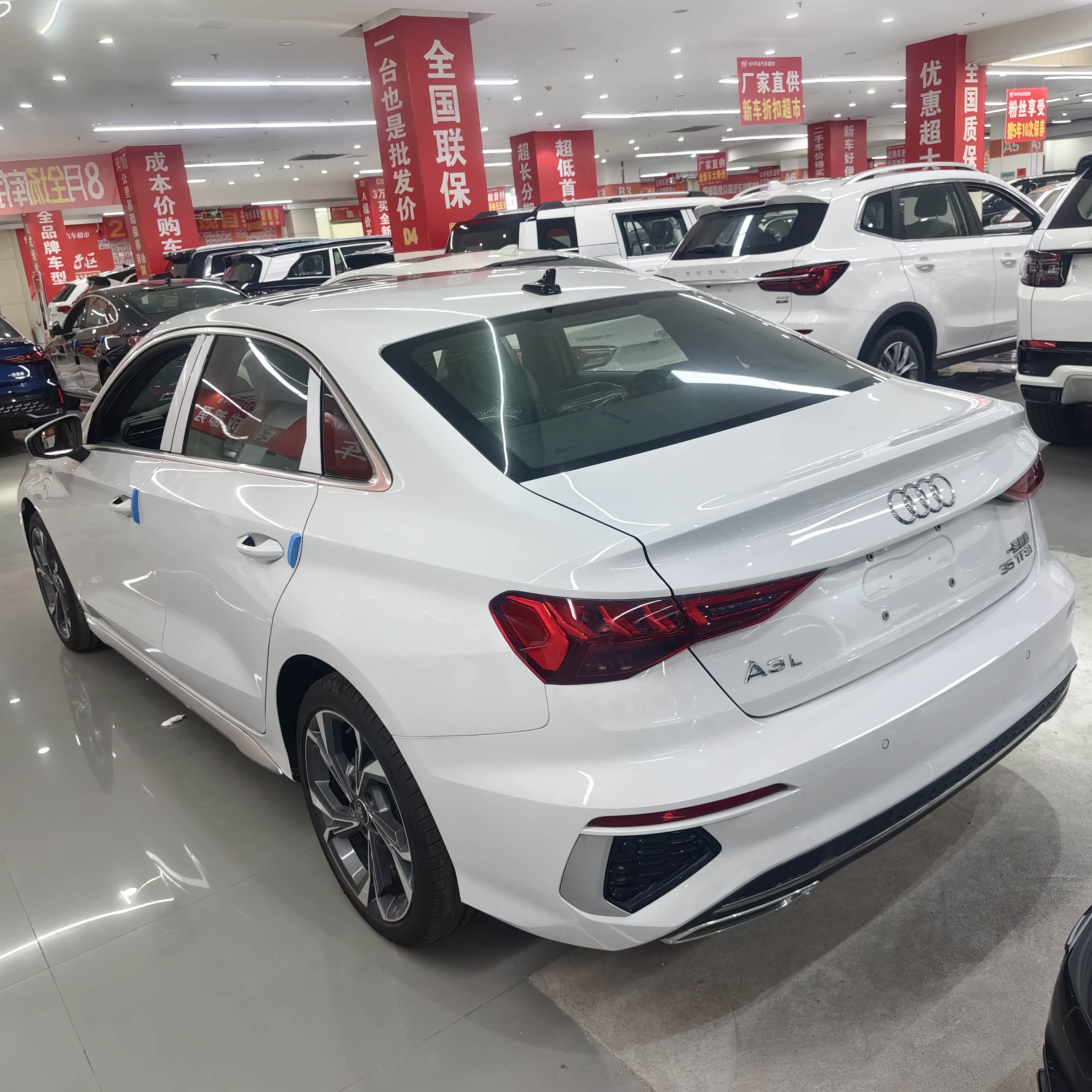 零公里奥迪a3新车9万多处理,款式可以选