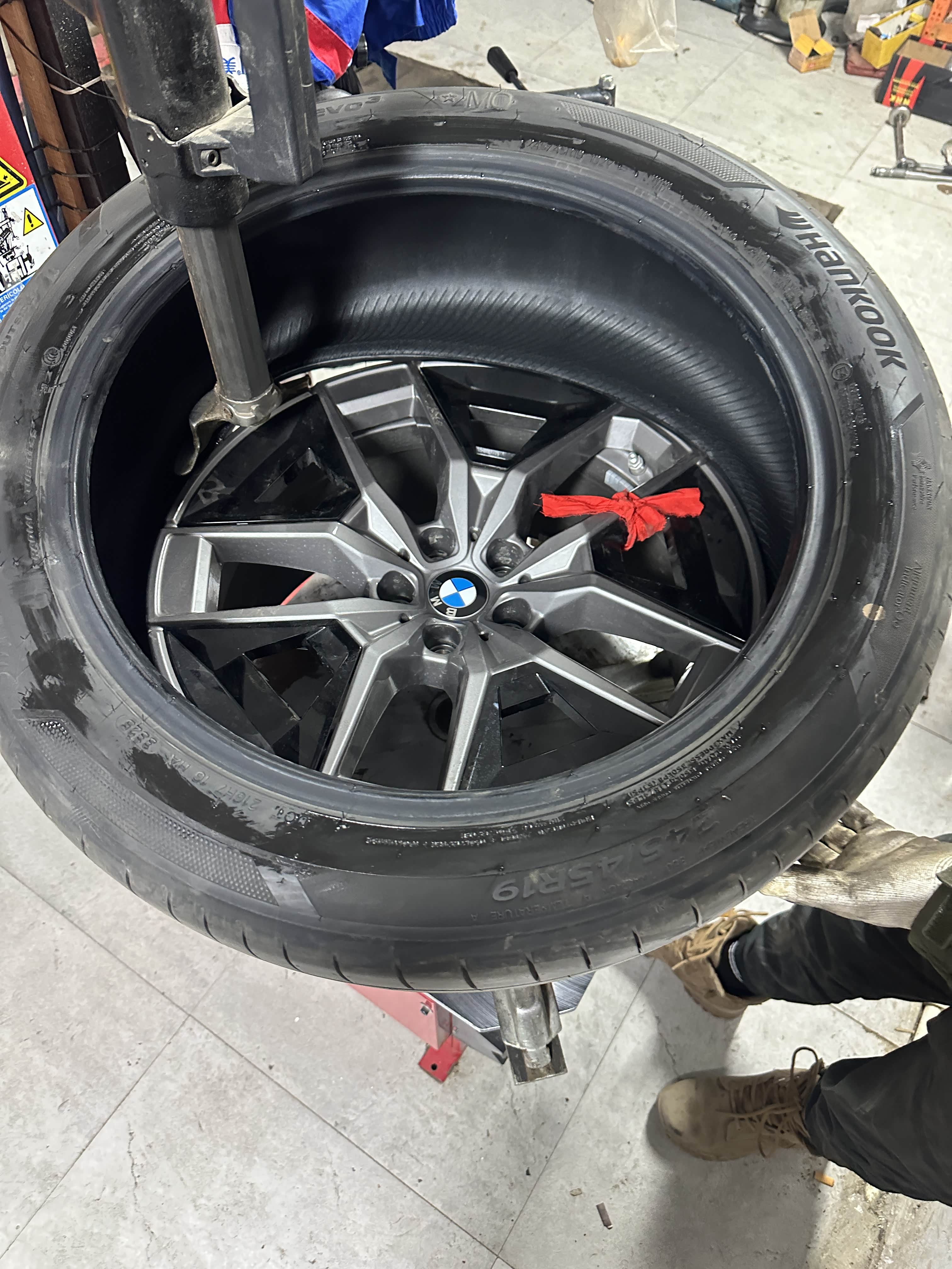 出全新五系原配轮胎韩泰245 45 19 25/33周出厂