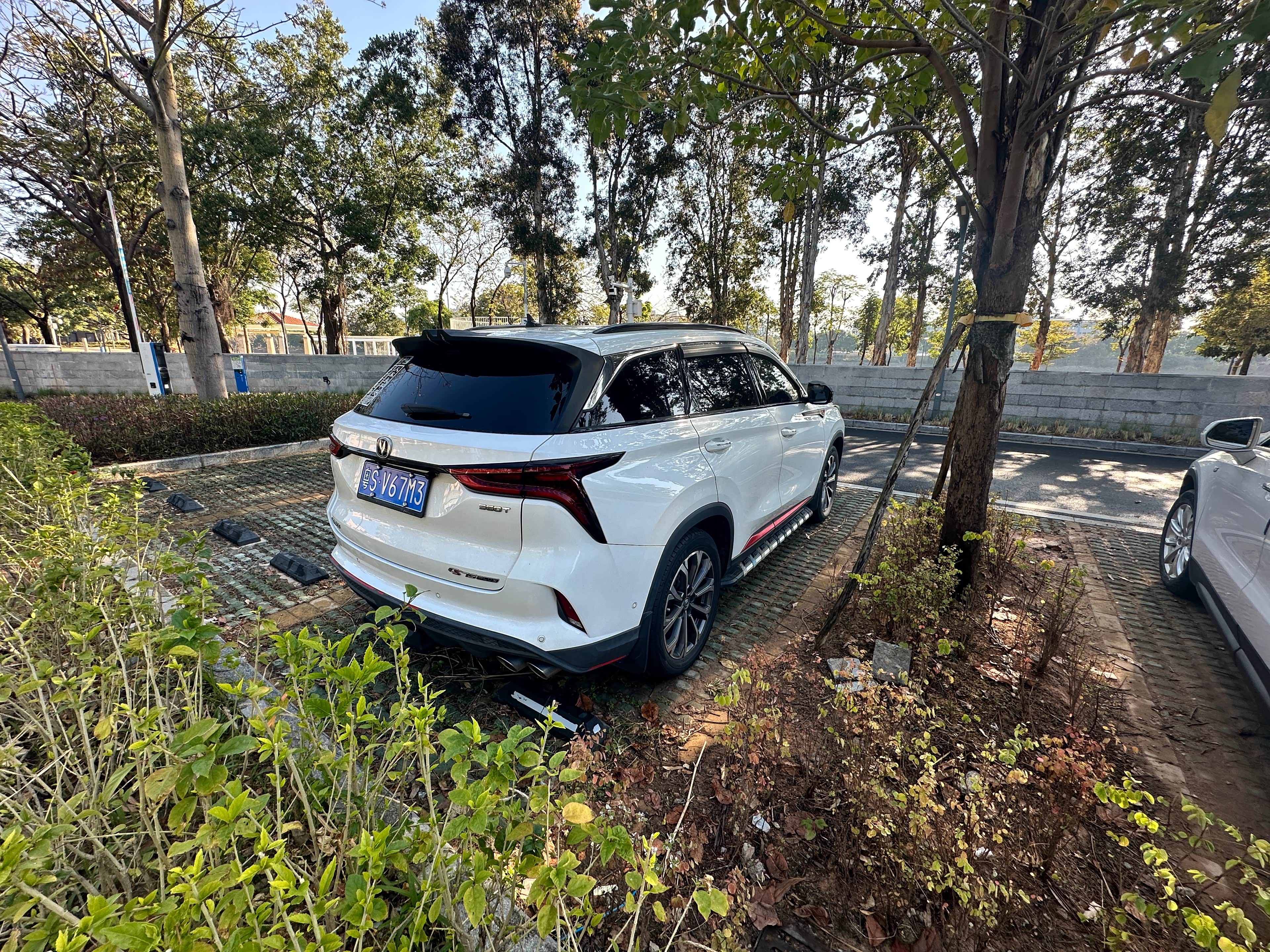 cs75 plus后备箱:户外出行的"移动储物间"