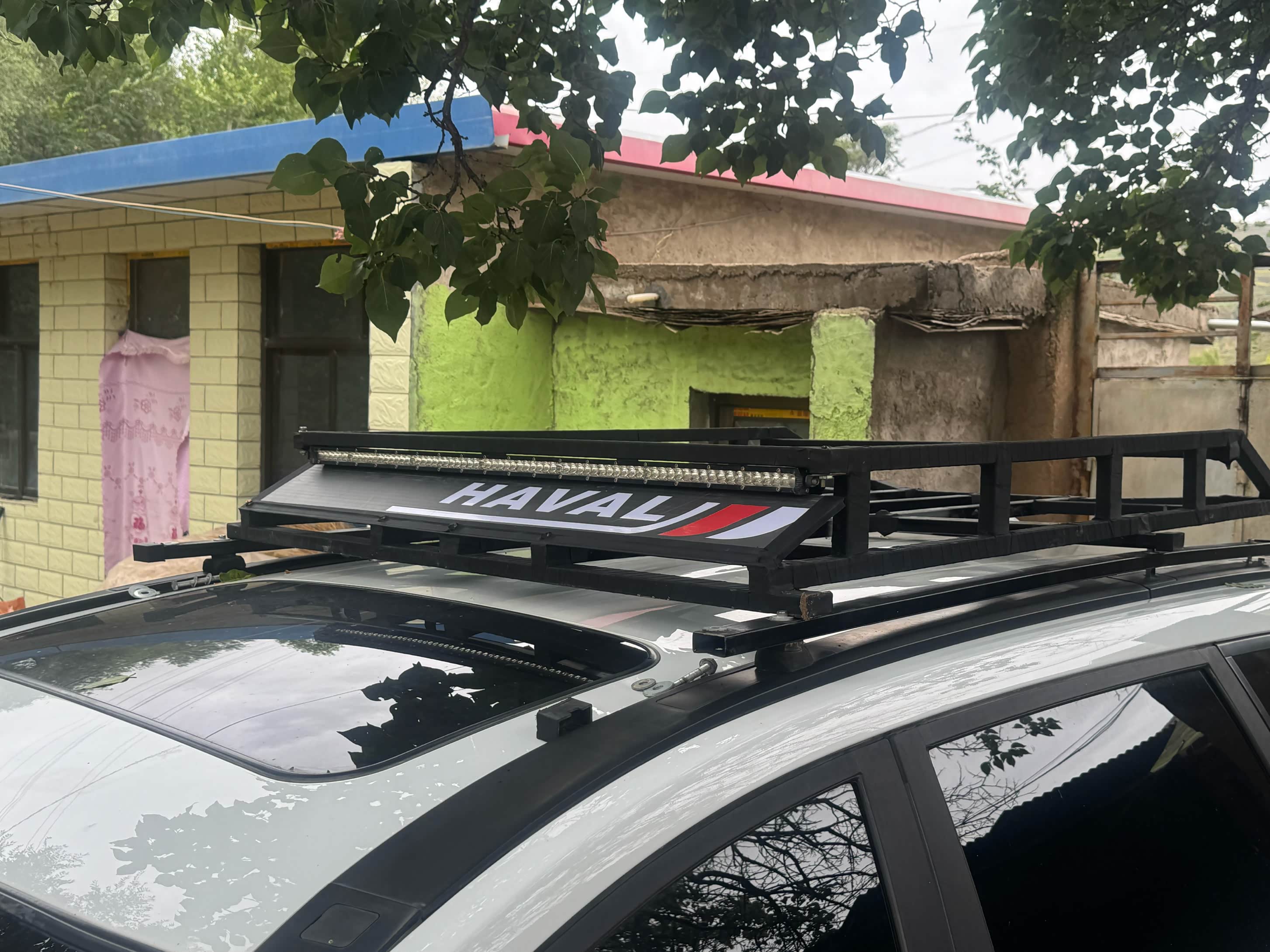 哈弗m6改at轮胎,自己做行李架