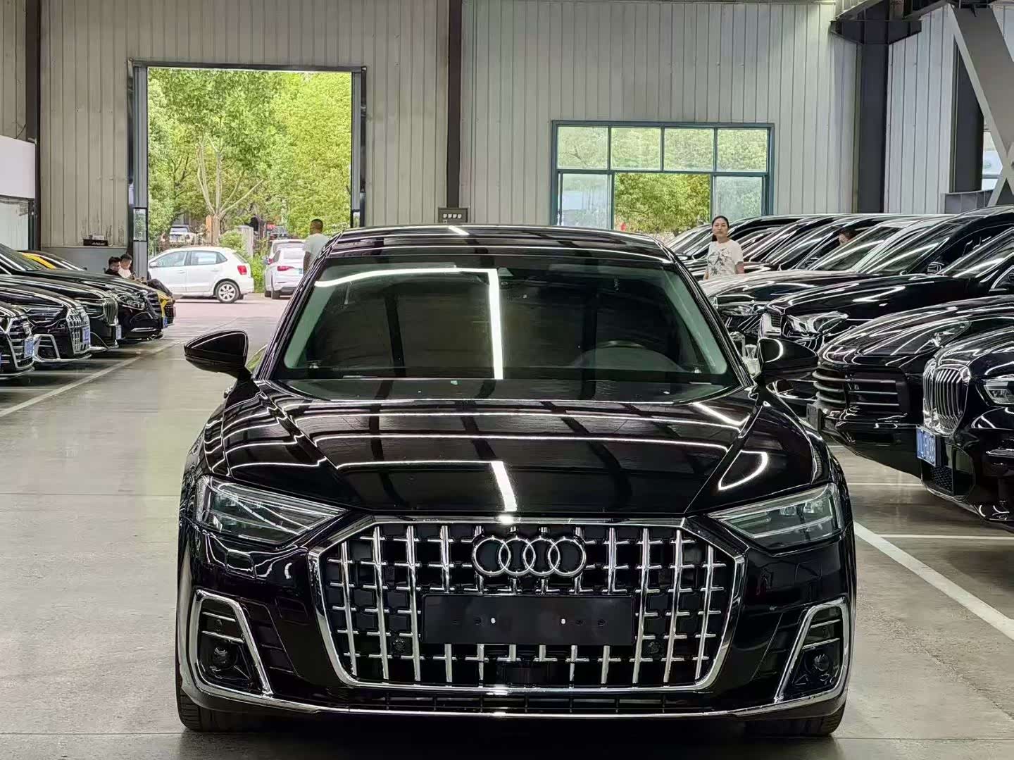 20年上牌奥迪a8l3.0t四驱 个人一手车 查博士s级 升