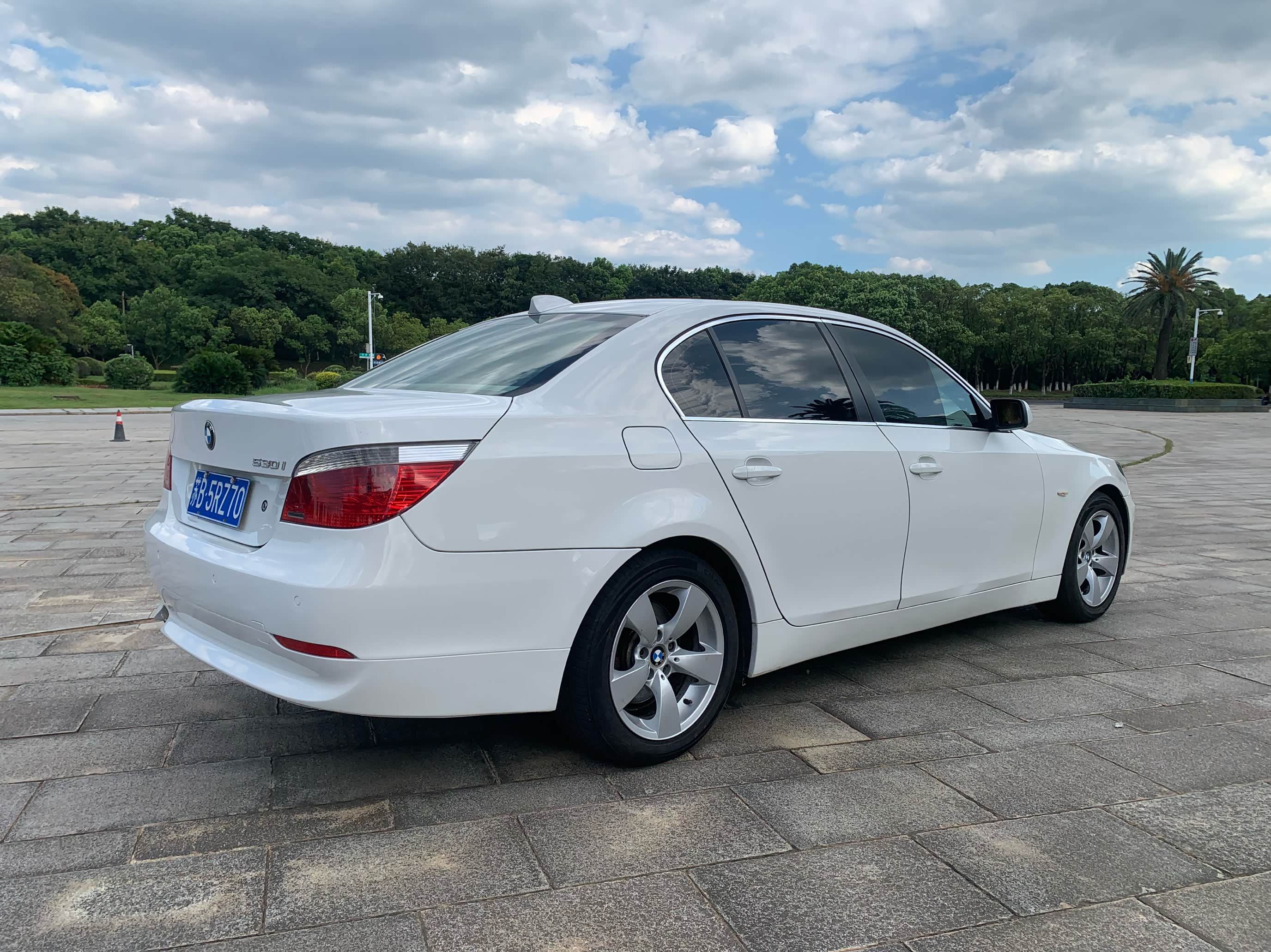 刚买了台05年宝马530i