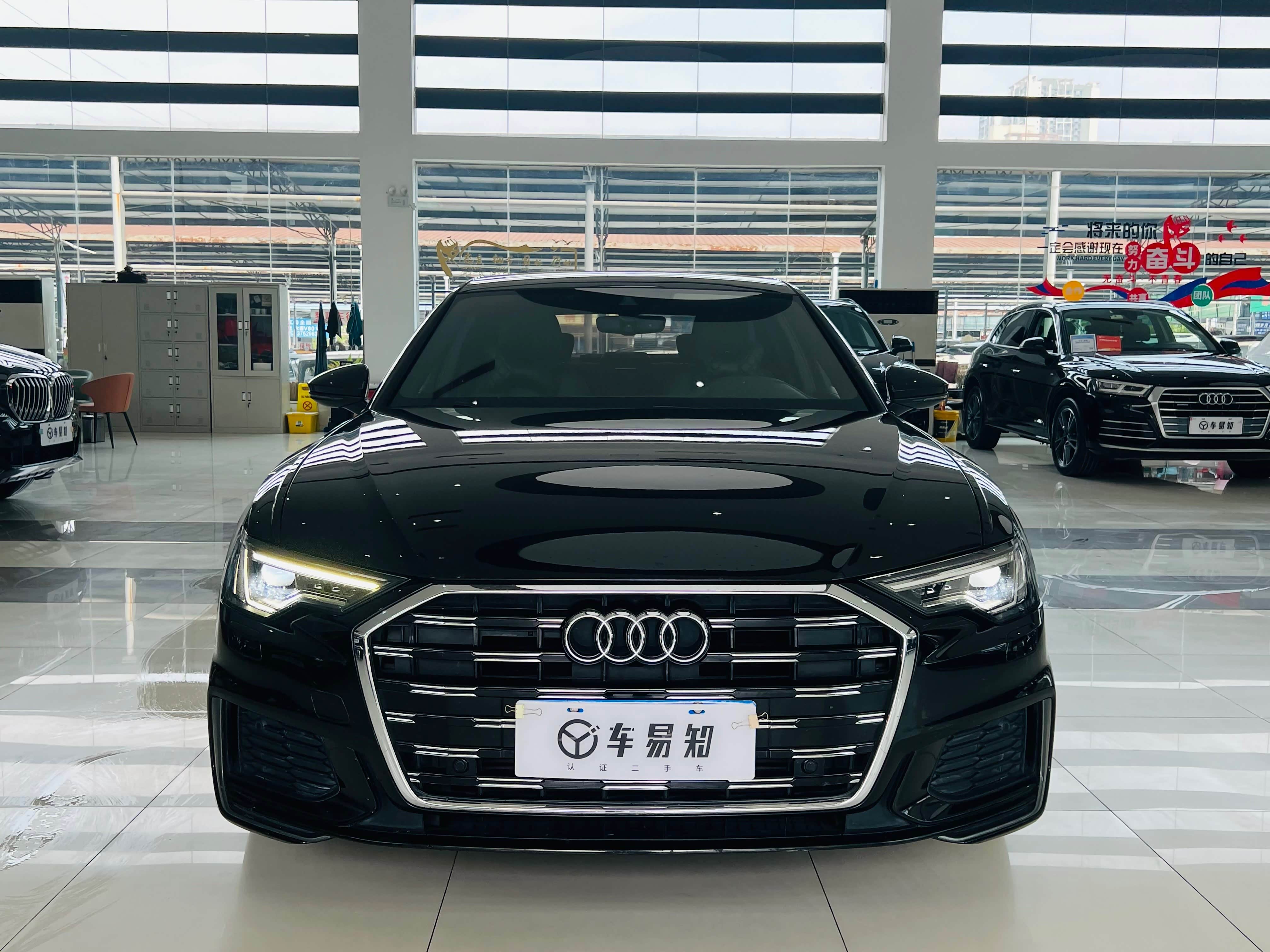 奥迪a6l 2021款 40 tfsi 豪华动感型 实表7万