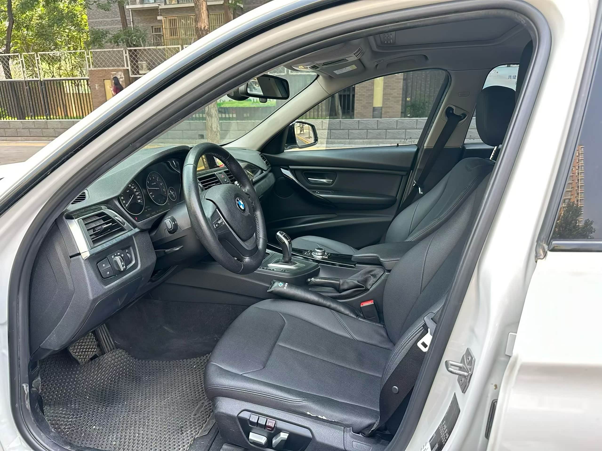 拿下17年宝马320li m运动!一手全程记录!极品车况,查