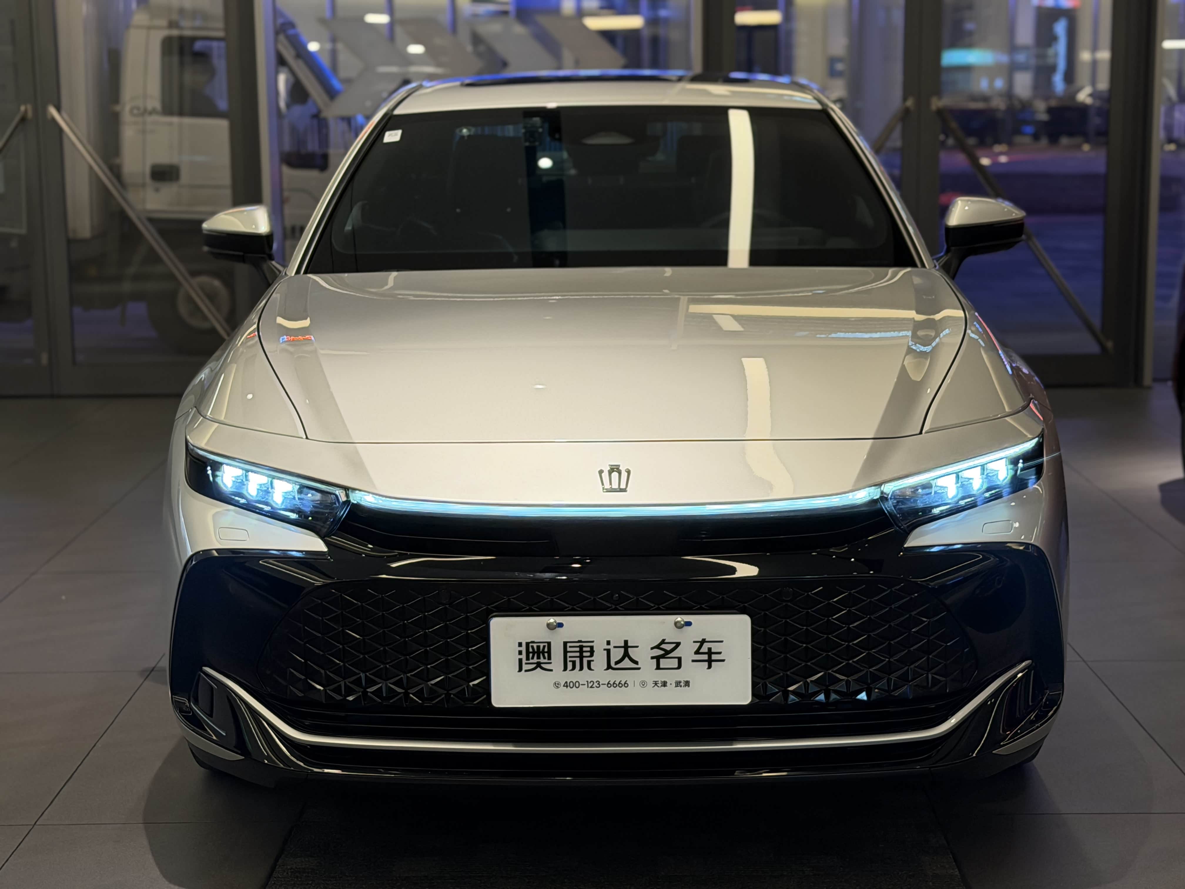 【图】：皇冠sd 颠覆认知的日系豪华 颠覆性美学：溜背轿跑双色皇冠论坛汽车之家论坛 