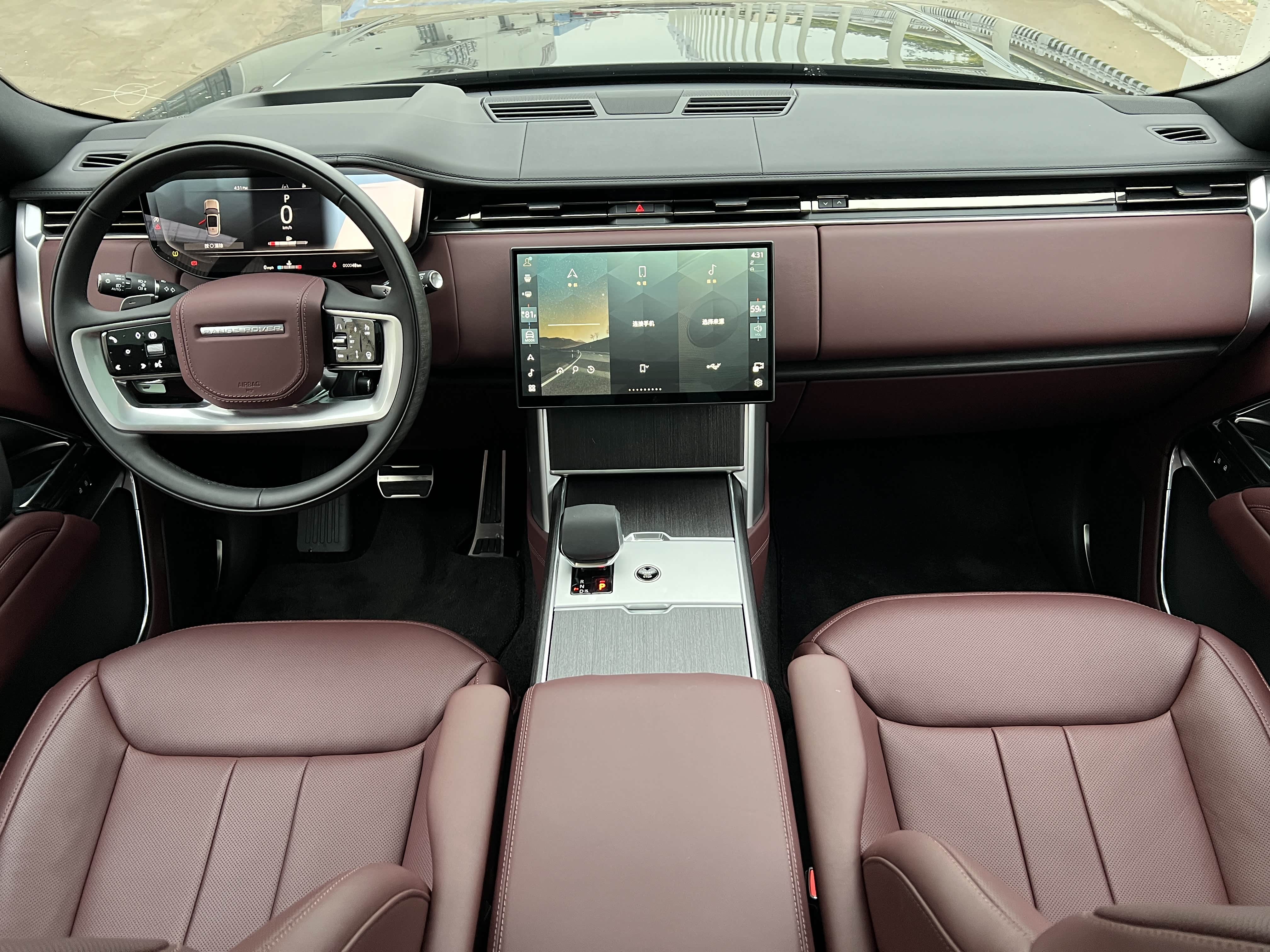 石榴红内饰25款路虎揽胜大满配黑武士版