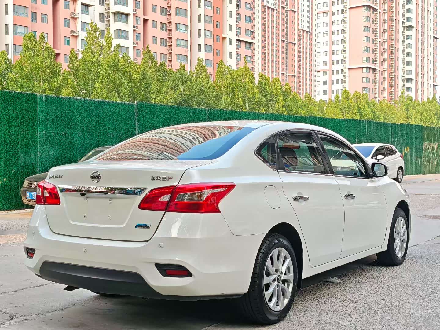 出售16年日产轩逸