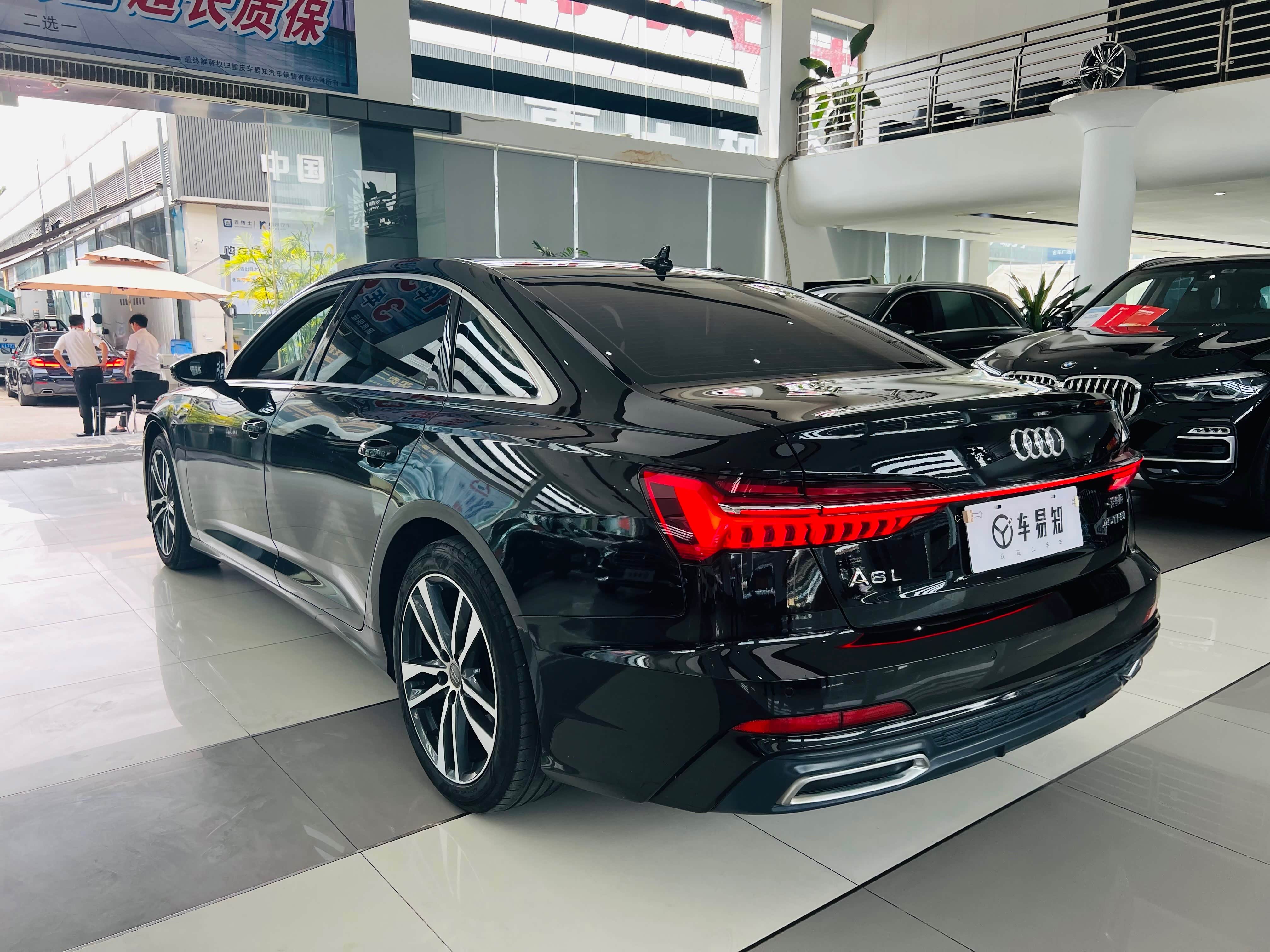 奥迪a6l 2021款 40 tfsi 豪华动感型 实表7万