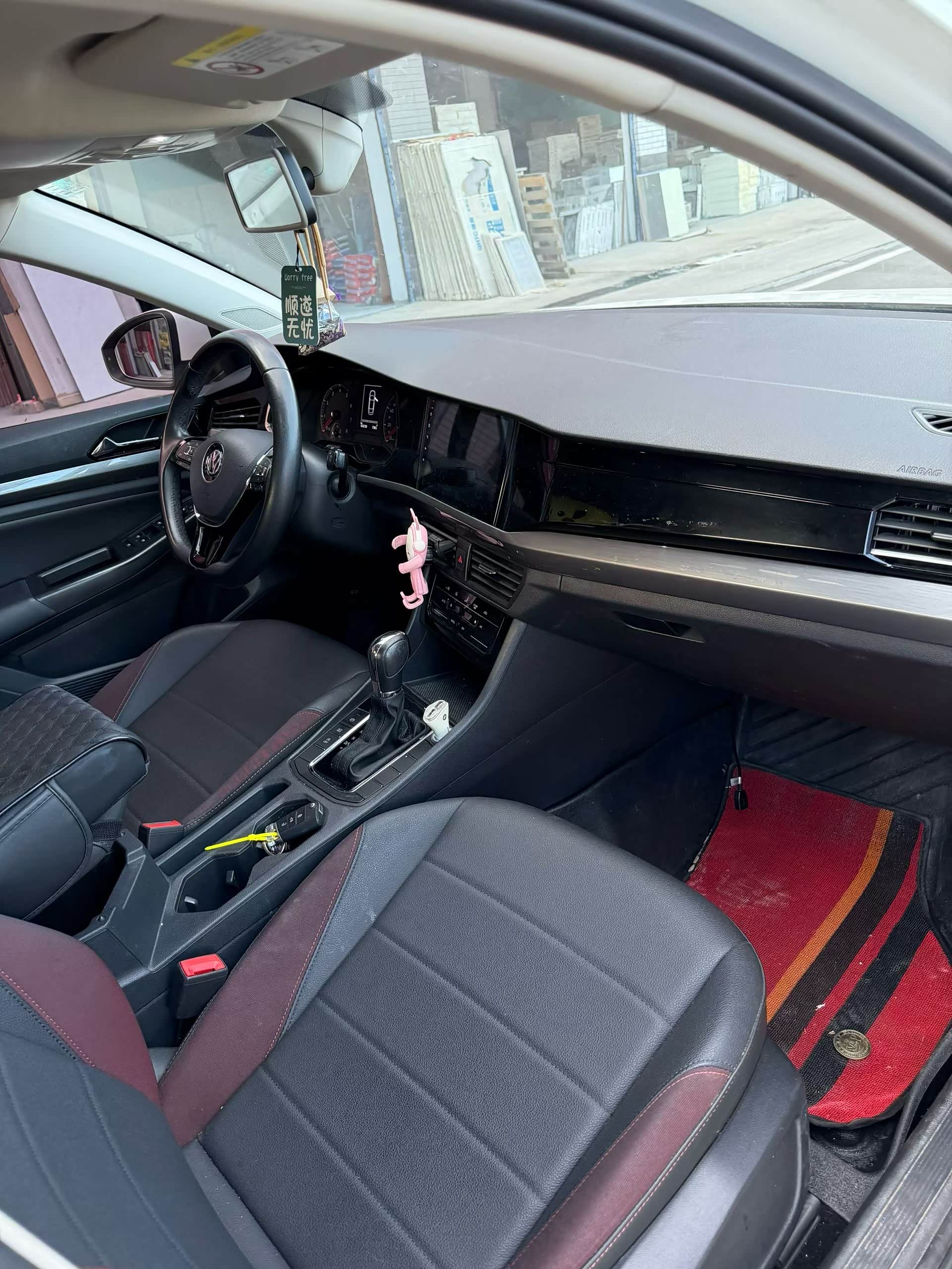 新到20年上户大众宝来,1.5自动天窗