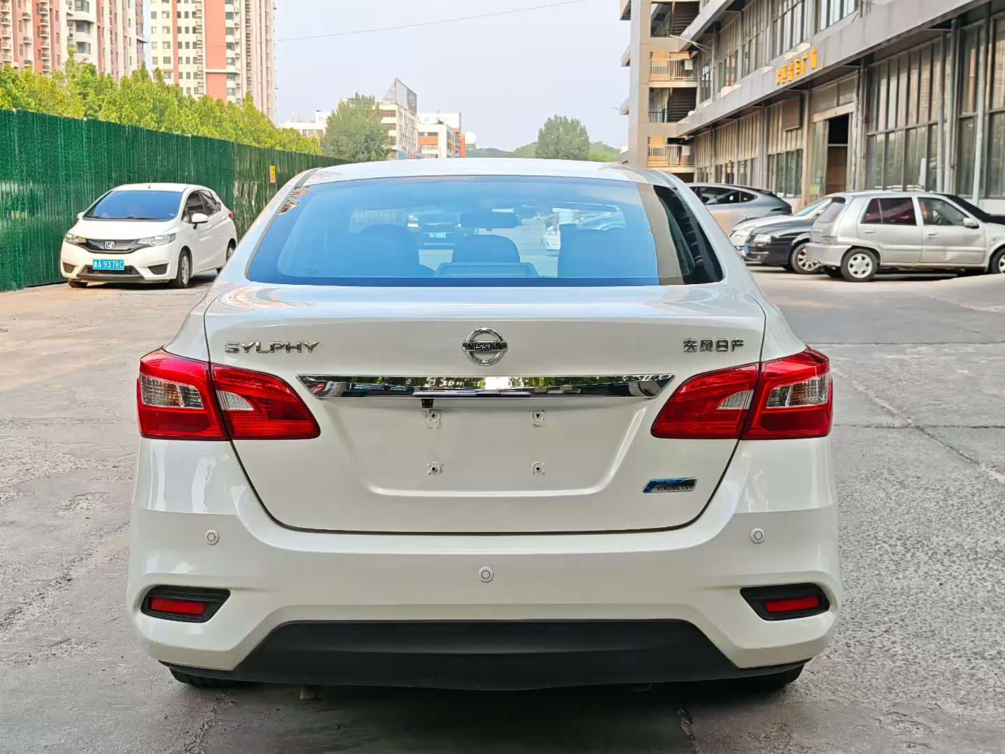 出售16年日产轩逸