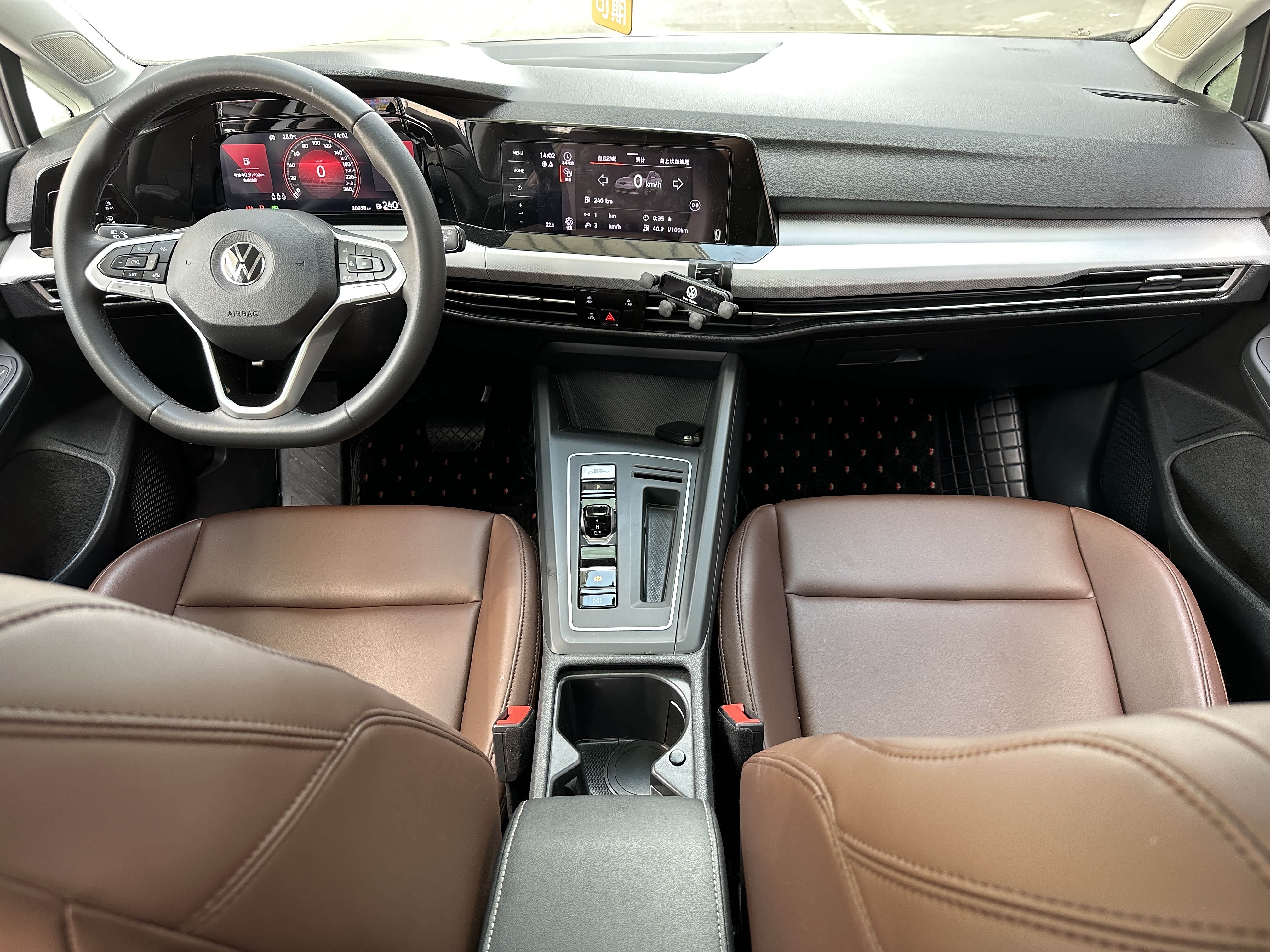 大众高尔夫280 上牌23年5 实表3万公里 电动记忆