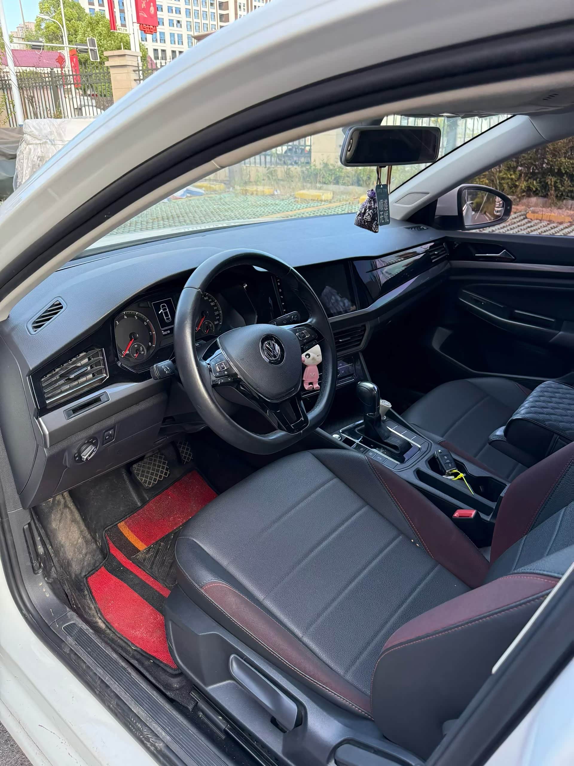 新到20年上户大众宝来,1.5自动天窗