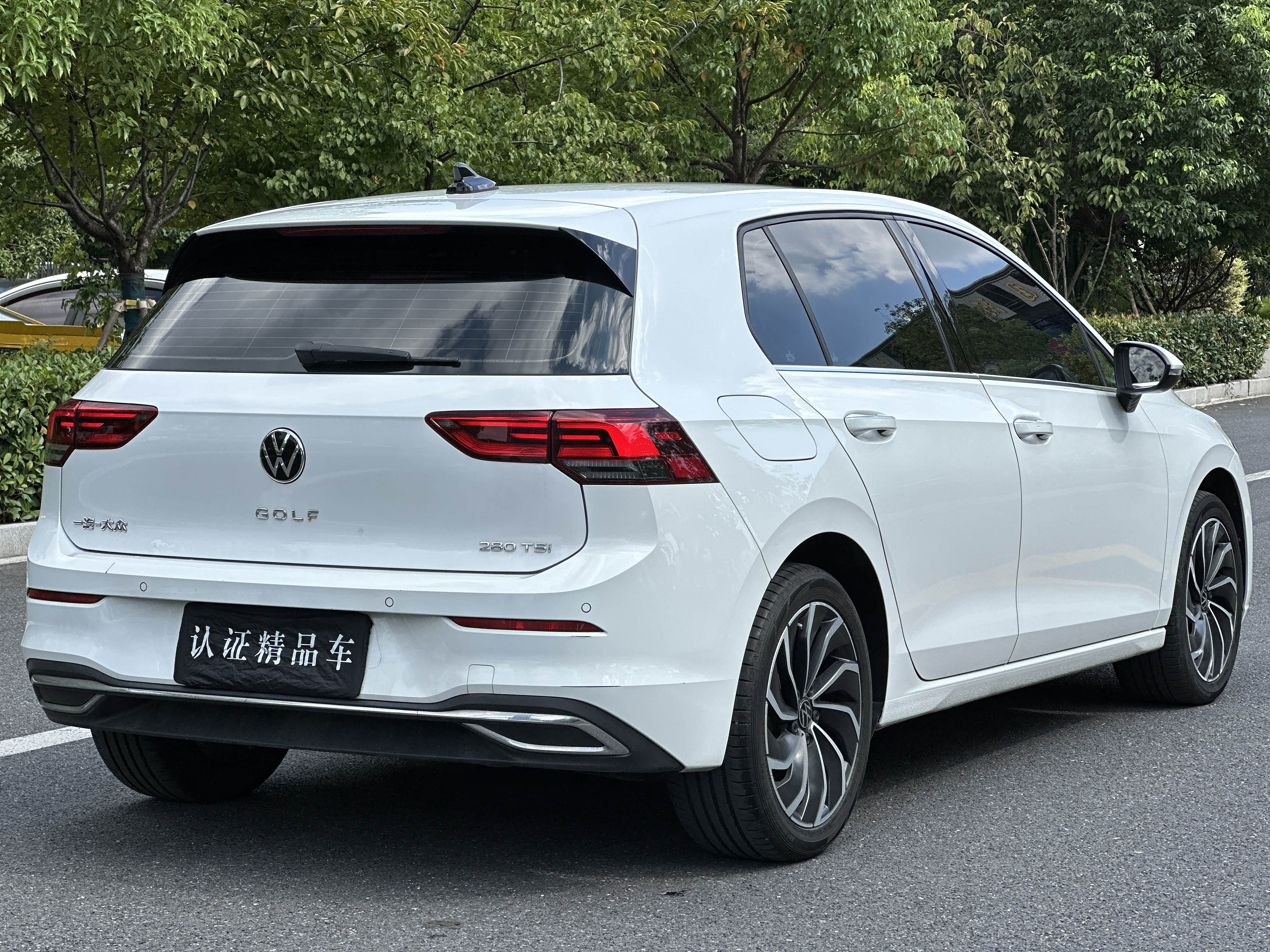 大众高尔夫280 上牌23年5 实表3万公里 电动记忆