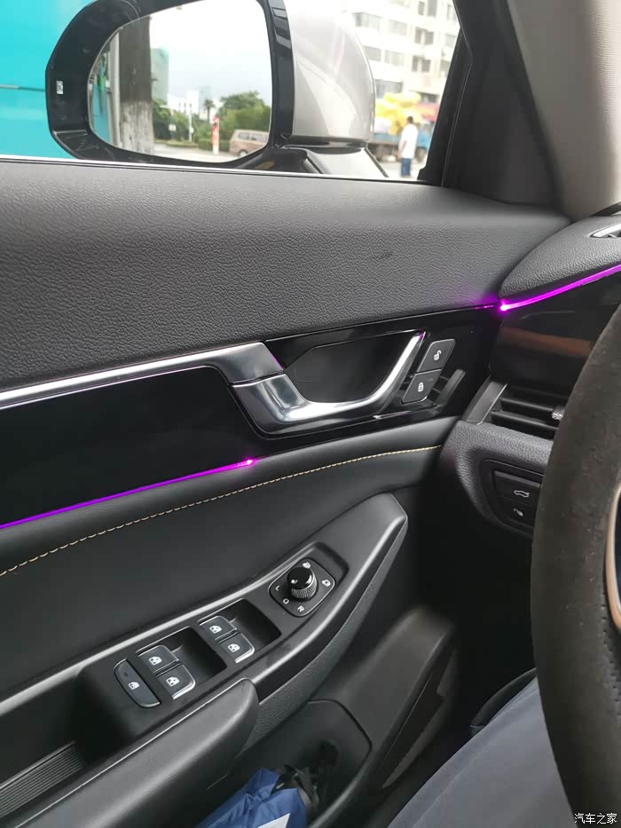 【图】自己动手,加装氛围灯_奔腾b70论坛_汽车之家论坛