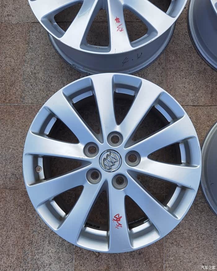 经典款17寸轮毂