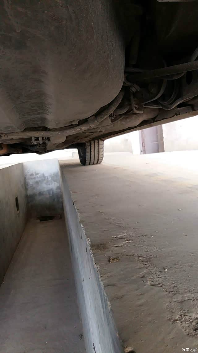 前轮外倾严重整一下