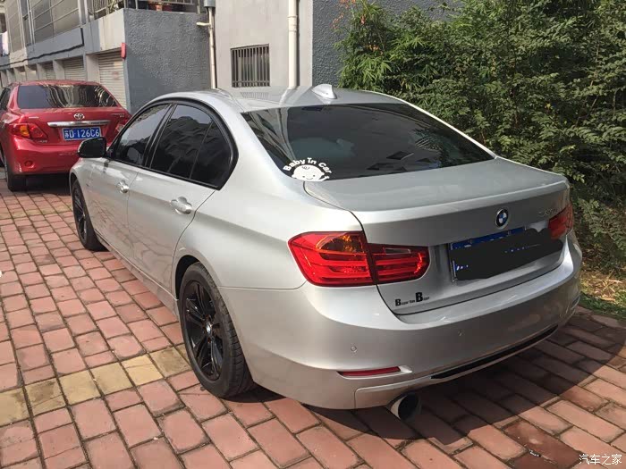 1 | 回复: 0 宝马3系论坛 12年9月进口短轴宝马320i出售