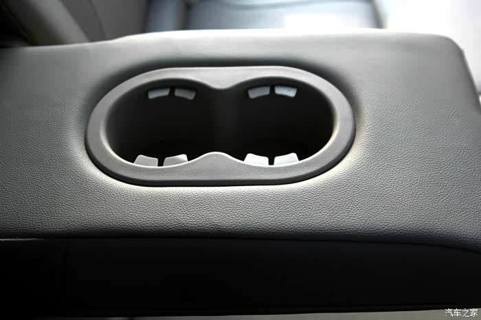 大步向前,携大白爱妻闪亮登场!