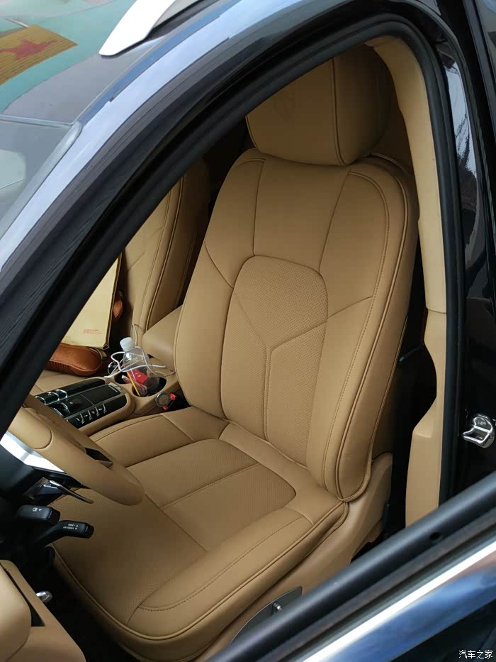 【图】米黄内饰太容易弄脏!弄了套米黄色坐垫效果还不错!