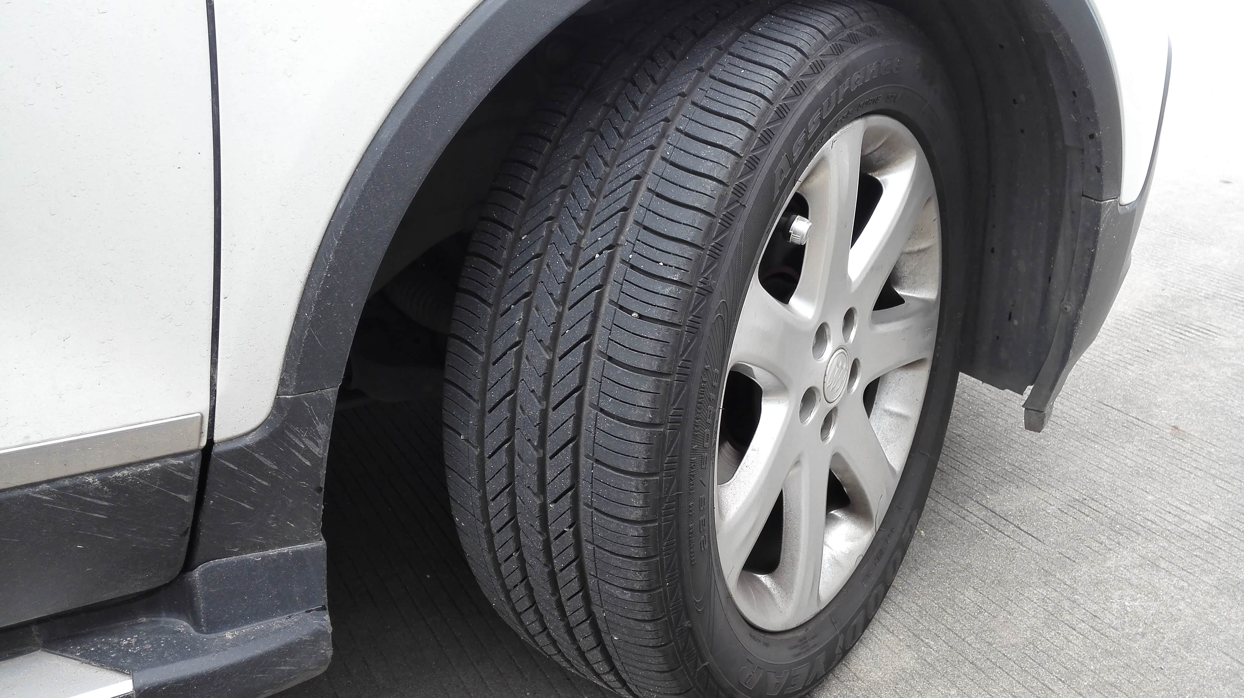 【图】放点2355018车胎图片_昂科拉论坛_汽车之家论坛