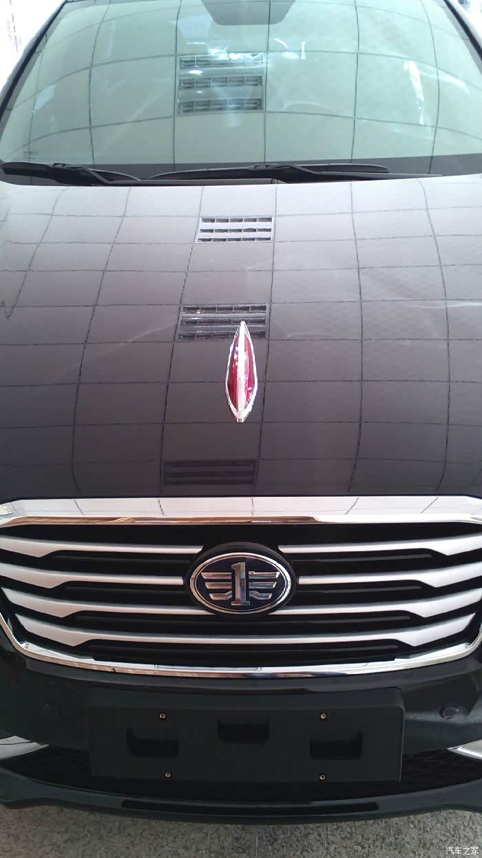 【图】今天贴了个红旗标!_奔腾b70论坛_汽车之家论坛