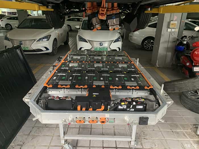 【图】大家一直担心的电池,来看看哪咤的电池组_哪吒u论坛_汽车之家