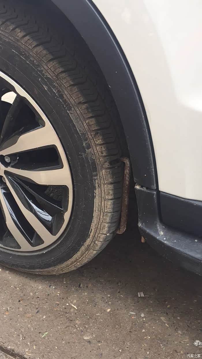 【图】胎被扎了_传祺gs4论坛_汽车之家论坛