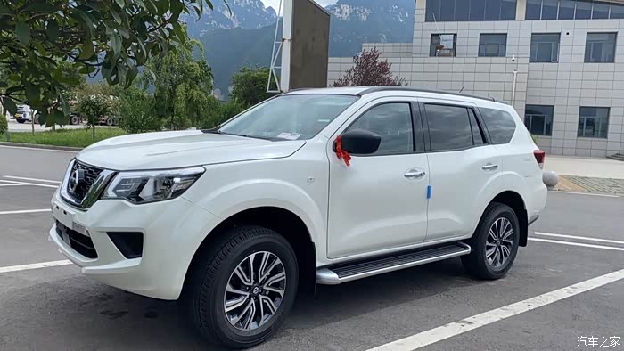 白色手丐途达已提