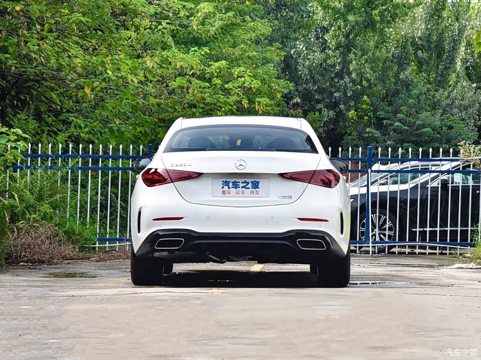 【图】新c级和现款c级外观小对比_奔驰c级论坛_汽车之家论坛